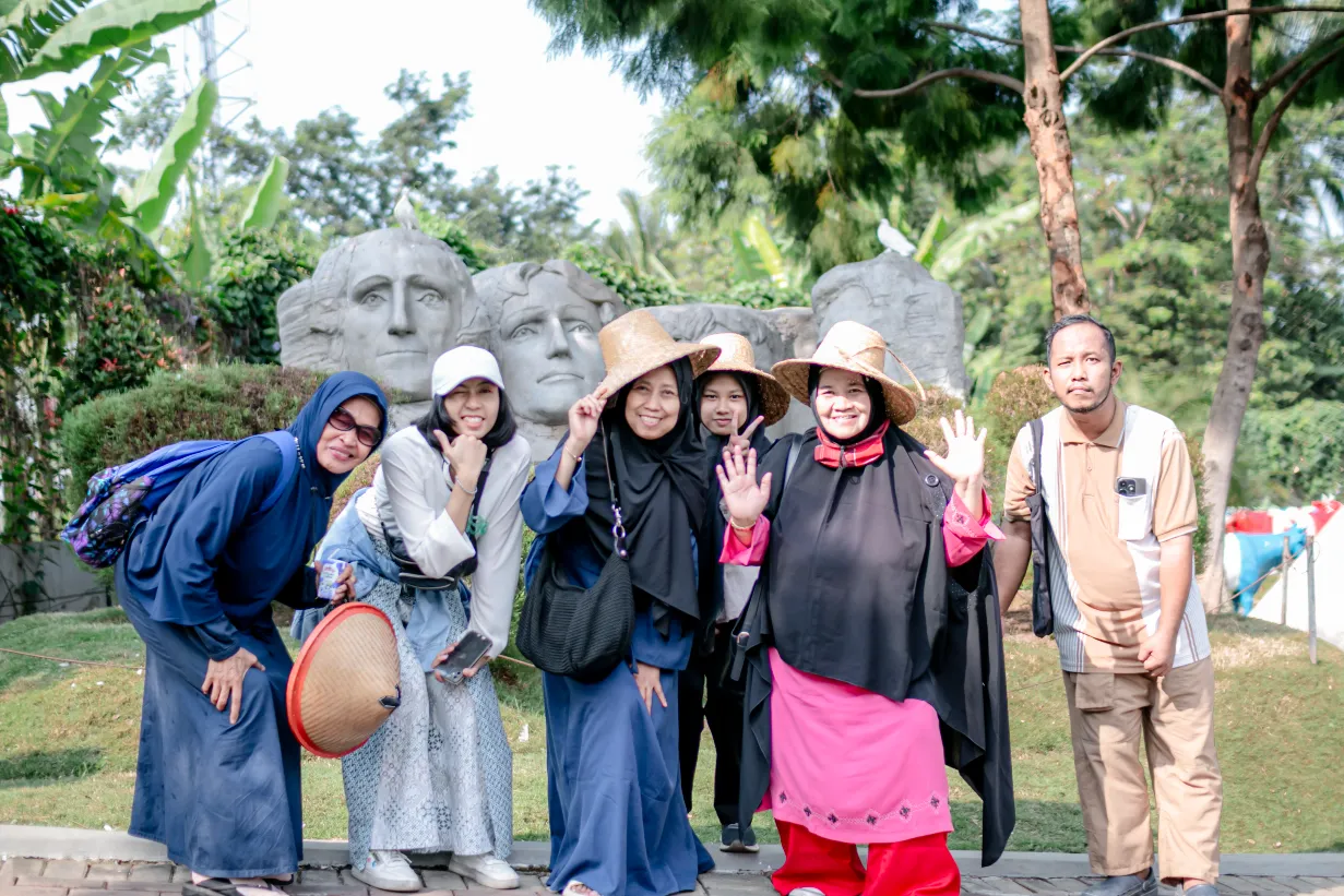 Evermos liburan di Surabaya